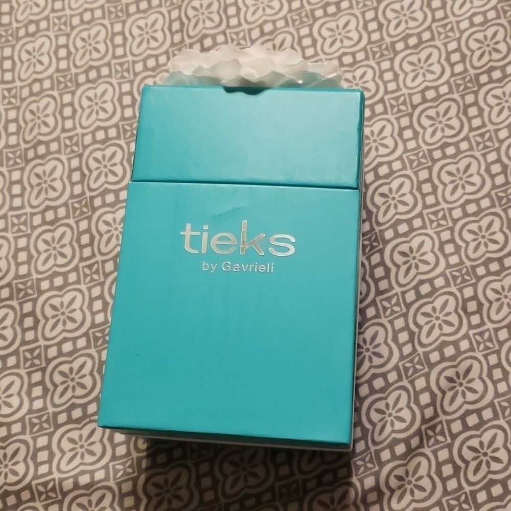 TIEKS BY GAVRIELI Box